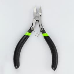 Metal Earth: Tool Kit â€“ Enhanced Design (Includes Clippers and Needle Nose Pliers) - image 2 thumbnail