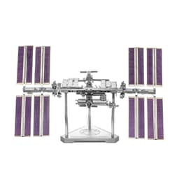 Metal Earth ICONX: International Space Station - image 4 thumbnail