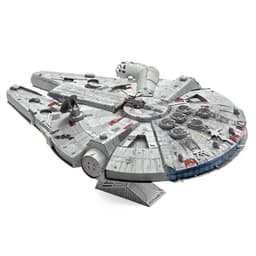 Metal Earth: Star Wars - Millennium Falcon - image 4 thumbnail