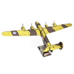 Metal Earth: B-24 Liberator - image 3 thumbnail